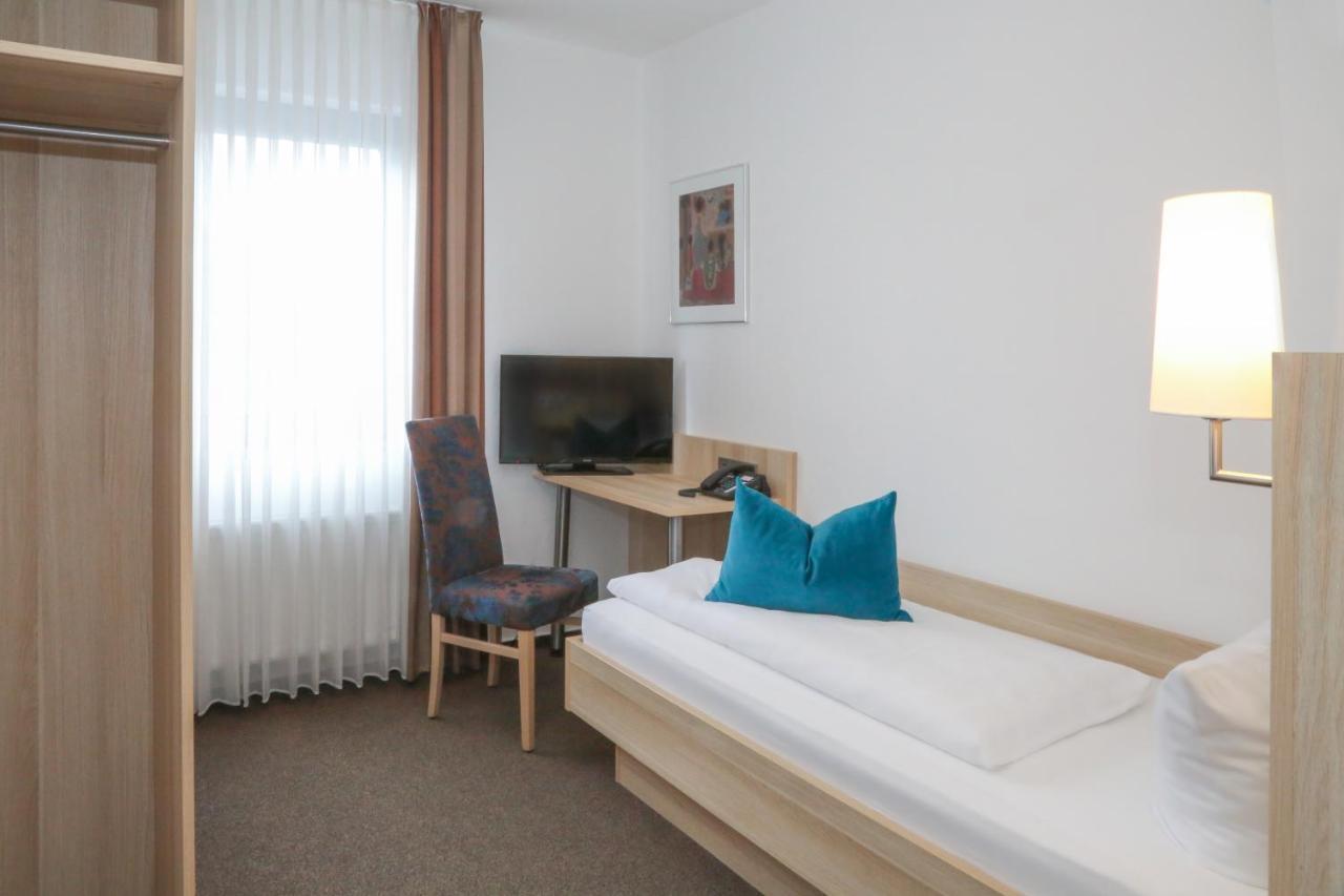 Hotel Am Wasserfall 林根 外观 照片